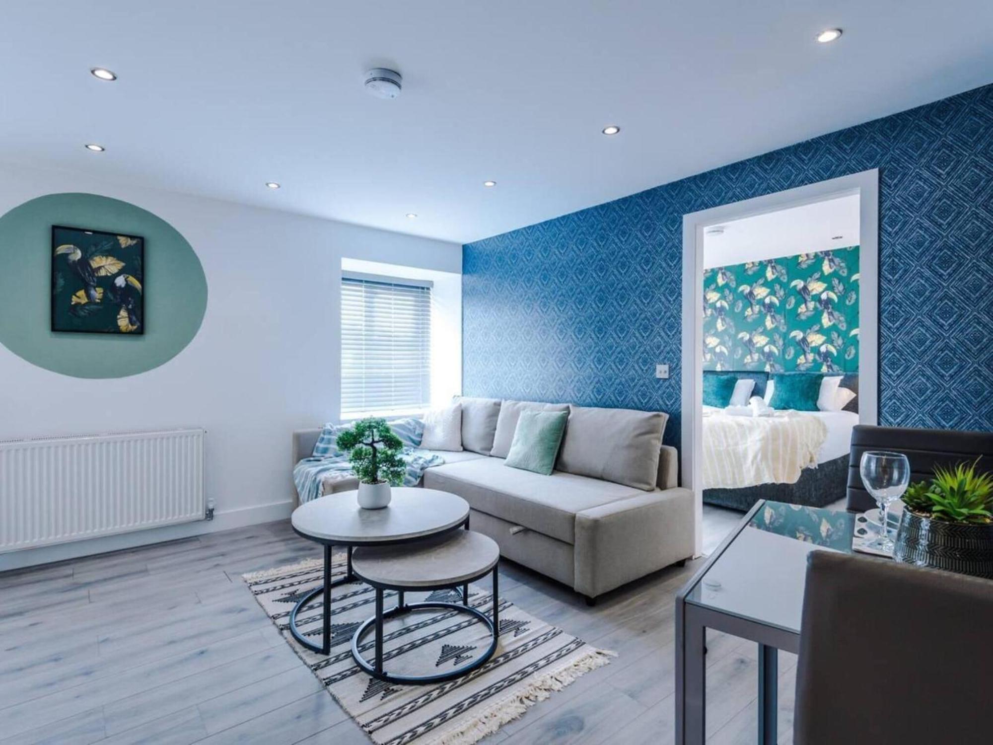 The Ecclesian Deluxe Apartments Near Trafford Centre Eccles Train Station Манчестър Екстериор снимка